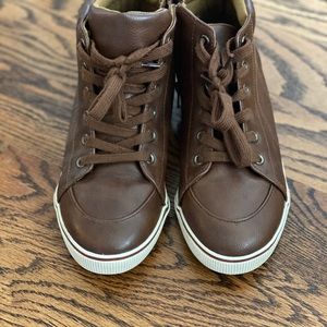 🤎Cat & Jack brown casual dress shoes/high tops